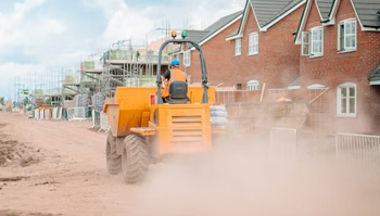 RecruitEasy Groundworkers Required shown with an image of a 360 Excavator operated by a Groundworker